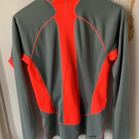 The North Face light weight 1/4 zip pullover sz S - Picture 2 of 7